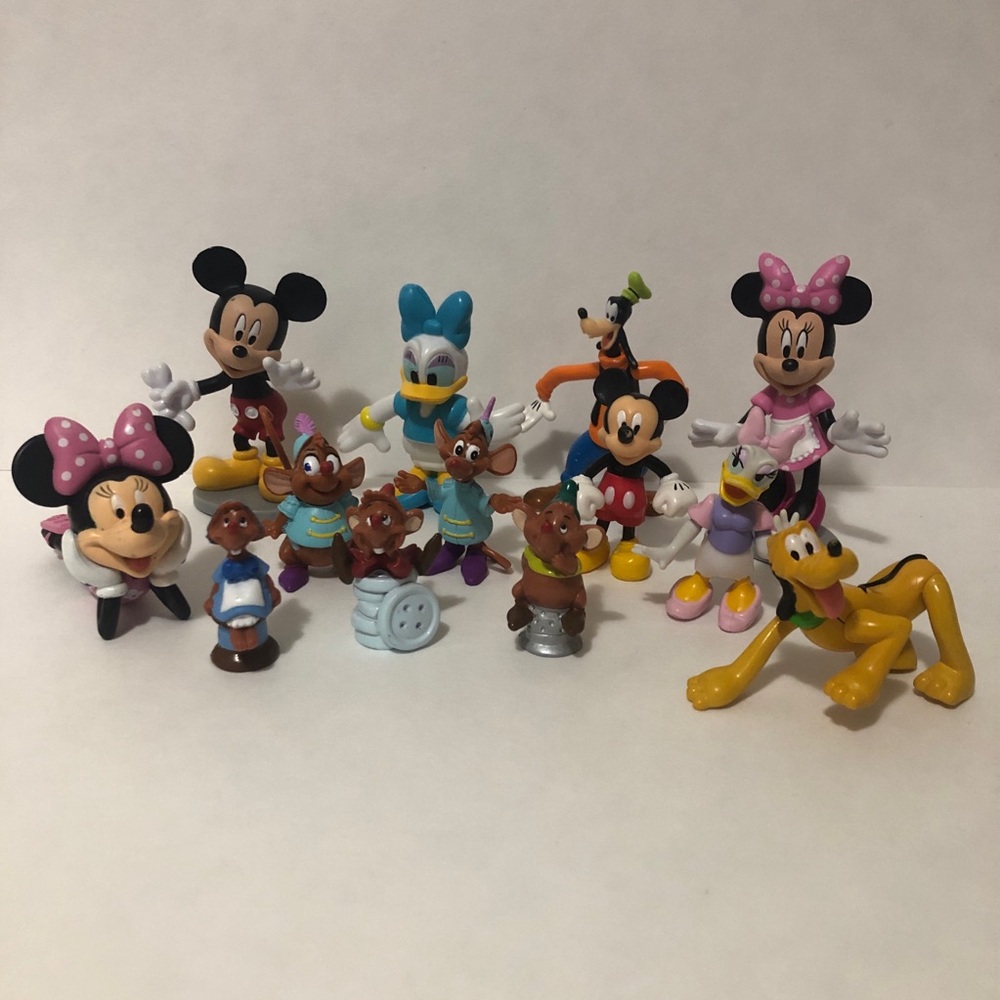 Disney Character Figurines ✨ Cinderella, Mickey and Friends and more!